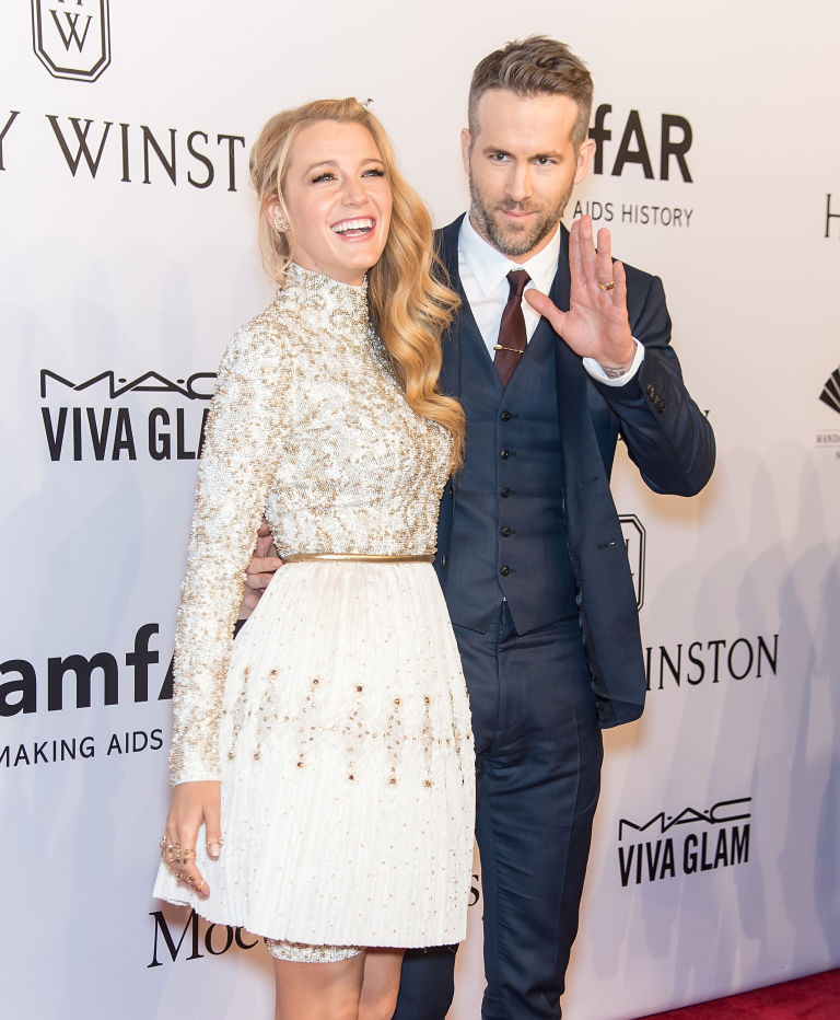 1459194161-syn-mar-1459189687-celeb-couples-age-blake-lively-ryan-reynolds