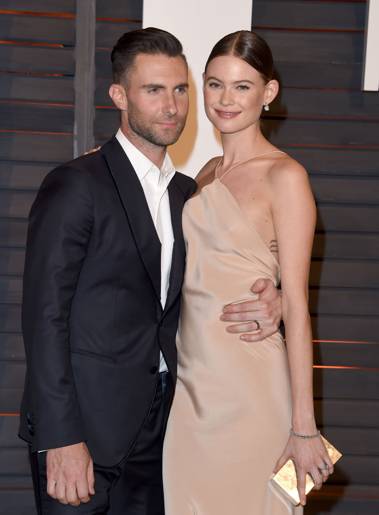 1459194179-syn-mar-1459190130-adam-levine-behati-prinsloo-032816