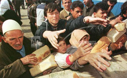 , FOTOT që s‘duhen harruar: Tmerret e luftës në Kosovë ‘99