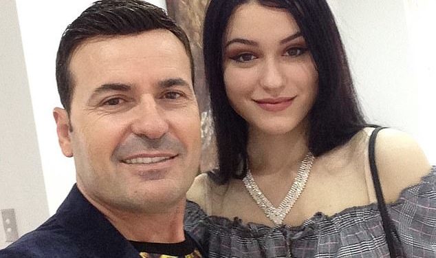 FOTOT/ Australi: Shqiptari vret me thikë të bijën pse doli natën me shoqet